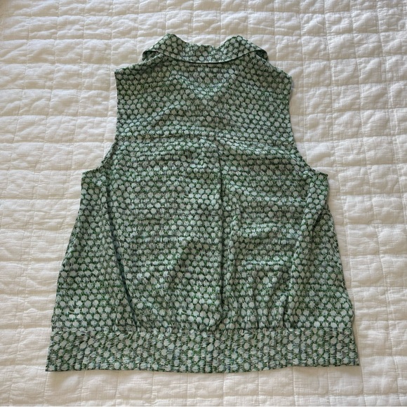 NWOT CAbi 5910 Shimmer Top Size S - Picture 8 of 11